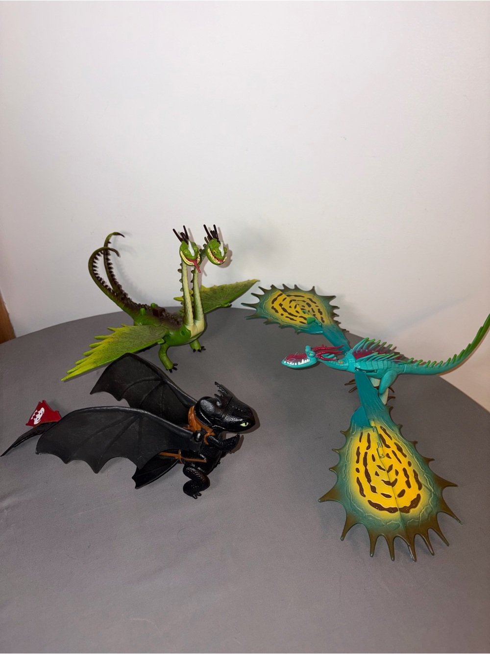 (X3) How To Train Your Dragon figures